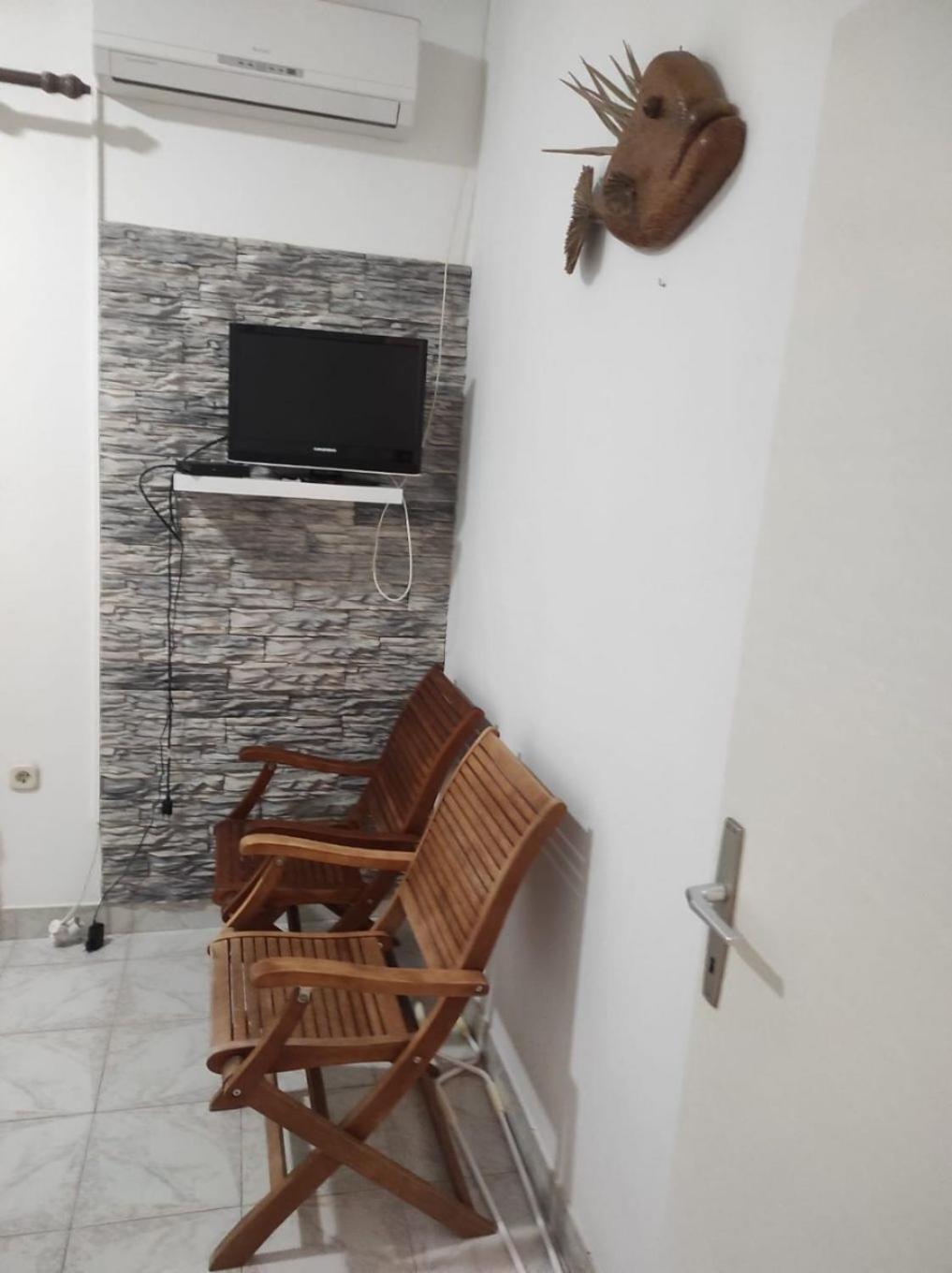 Apartment Tenara วิส ภายนอก รูปภาพ