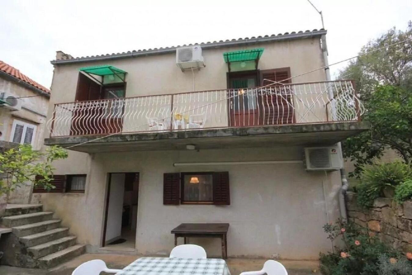 Apartment Tenara วิส ภายนอก รูปภาพ
